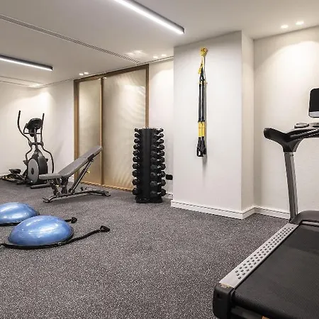 Ergon House Hotell 4*